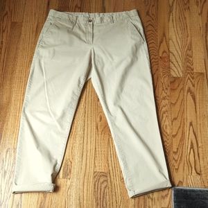Gap Broken-In Straight Khakis Pants Size 14.